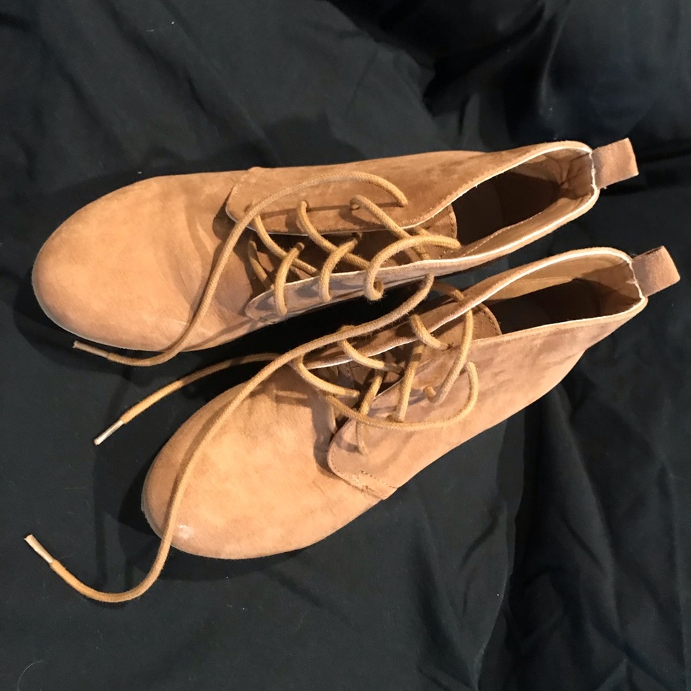 Shoes - Picture 2 of 2